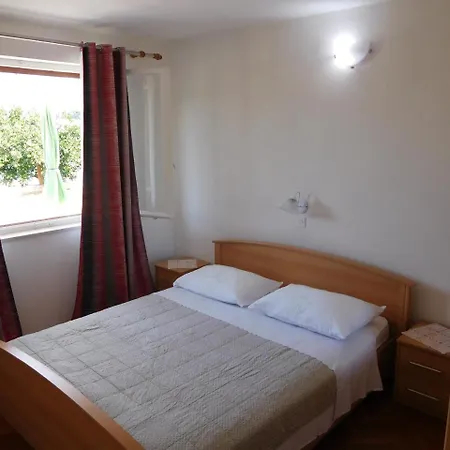 Vjera Apartment *