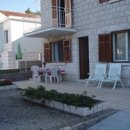 Apartamento Vjera *